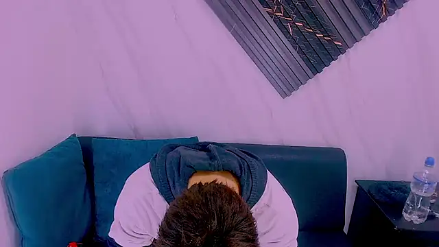 Liam York  online show from 04.15.26