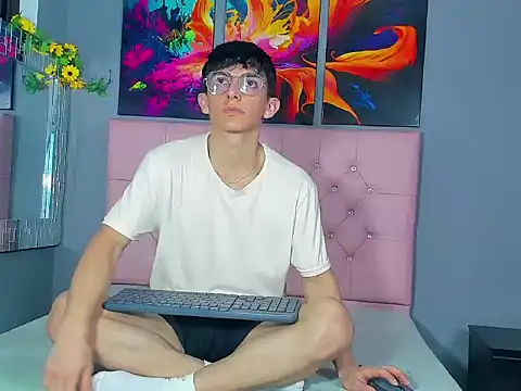 ElanGiraldo online show from 02.09.26