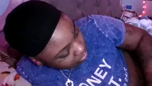 Dusaa  online show from 02.17.26