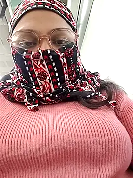 Kamna Hotty online show from 12.05.25