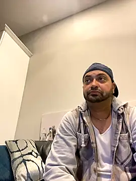 juicythickclit69 online show from 11.29.25