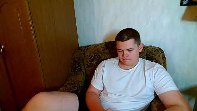 CuteButNaughty  online show from 12.02.25