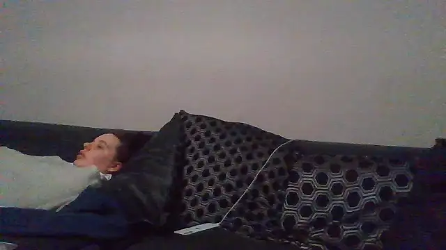 Kinkycouple142 online show from 04.15.26