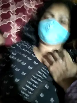 Snapshot of desiXcouple97 chatting on 12.18.25 desiXcouple97 online show from 12.18.25