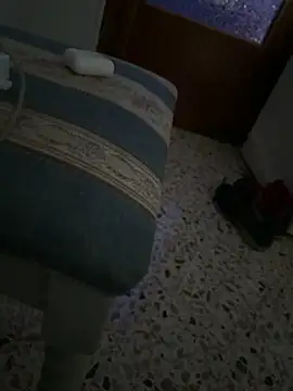 Snapshot of simeonehivd chatting on 12.17.25 simeonehivd online show from 12.17.25