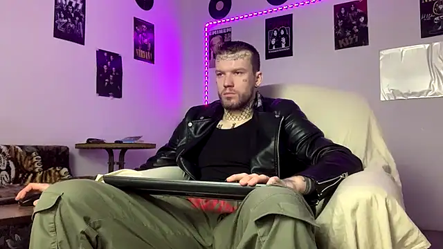 Huntall77 online show from 02.28.26