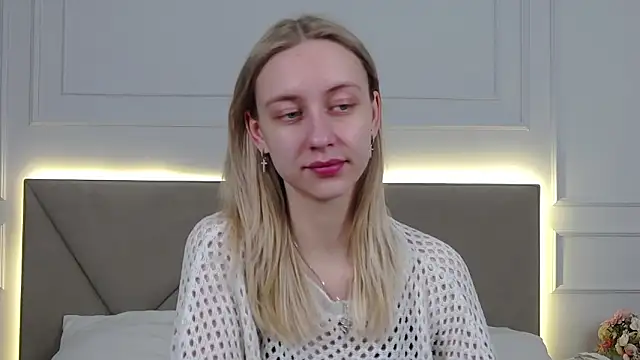 Snapshot of RachaelCute chatting on 02.25.26 RachaelCute online show from 02.25.26