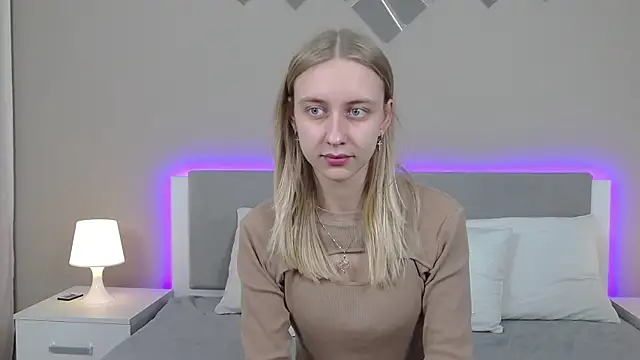 Snapshot of RachaelCute chatting on 02.28.26 RachaelCute online show from 02.28.26