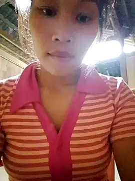 Snapshot of Cloud-wh chatting on 11.10.25 Cloud-wh online show from 11.10.25