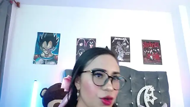 lunabritton1 online show from 03.16.26