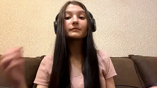 AurorAurora online show from 12.03.25