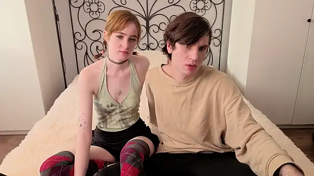 Snapshot of Danny_loves_Mary chatting on 11.18.25 Danny loves Mary online show from 11.18.25