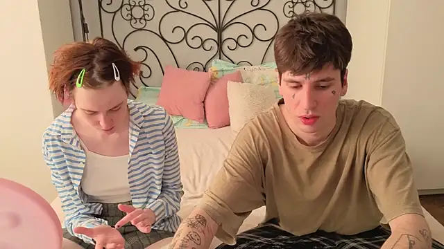 Danny loves Mary online show from 04.09.26