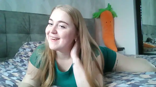 Kate Moan online show from 02.13.26