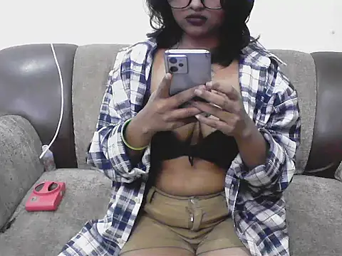 Snapshot of Soniya_singh__ chatting on 02.15.26 Soniya singh online show from 02.15.26