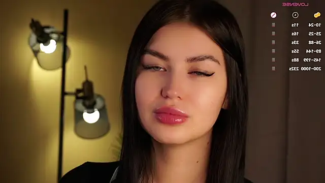 CoreenYorton online show from 01.06.26