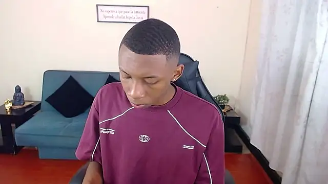 Miilo18 online show from 12.02.25