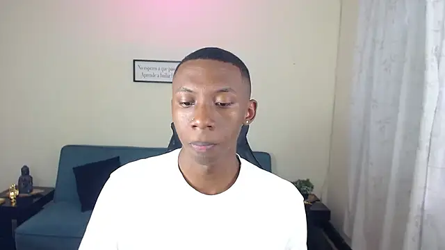 Miilo18 online show from 12.04.25