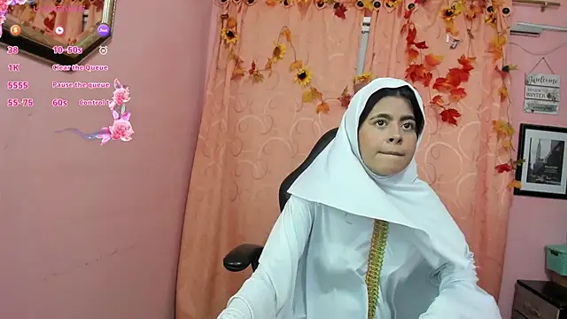 NaylaAbadi online show from 11.22.25