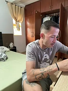 Snapshot of Lucasjandre chatting on 04.02.26 Lucasjandre online show from 04.02.26