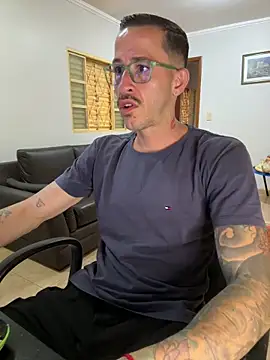 Snapshot of Lucasjandre chatting on 04.09.26 Lucasjandre online show from 04.09.26