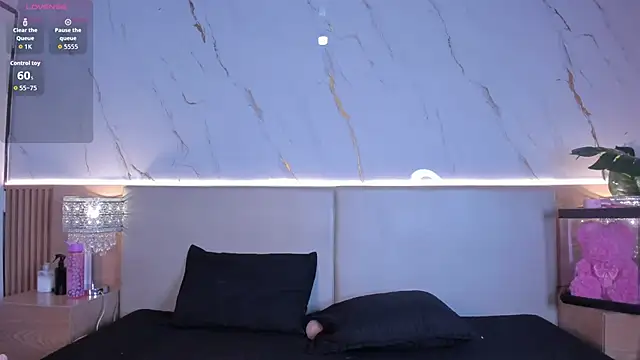 april grey11 online show from 03.31.26