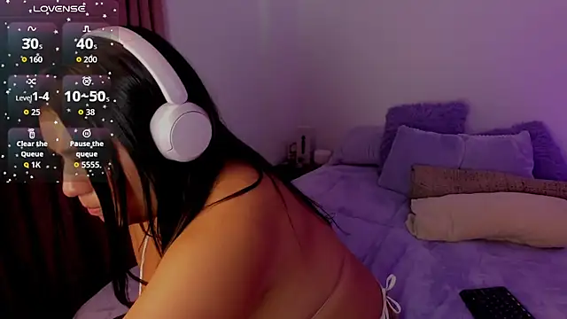 sofii moretti online show from 11.26.25