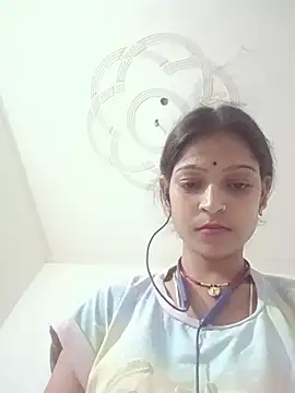 Mohnicute online show from 06.16.26
