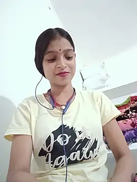 Mohnicute online show from 07.30.26