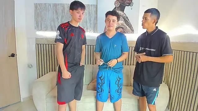 Justingsex1 online show from 12.22.25