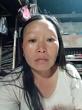 girl-hot2x online show from 04.29.26