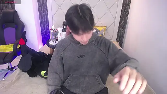 Samu FoXXX online show from 11.17.25