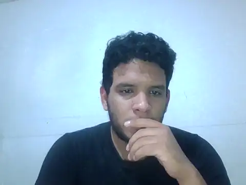 Snapshot of josecamsex27 chatting on 11.18.25 josecamsex27 online show from 11.18.25