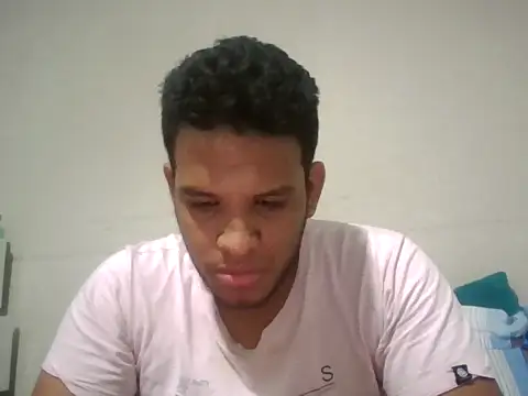 Snapshot of josecamsex27 chatting on 12.18.25 josecamsex27 online show from 12.18.25