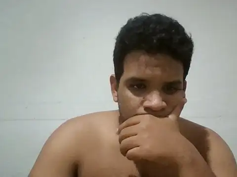 Snapshot of josecamsex27 chatting on 01.08.26 josecamsex27 online show from 01.08.26