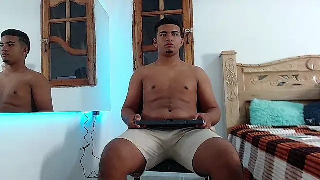 mathews    online show from 11.12.25