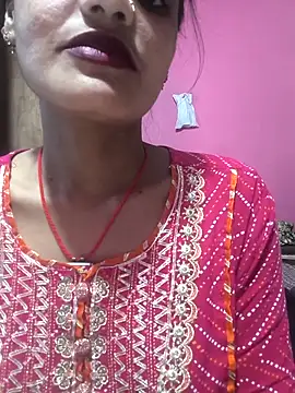 Zoya Gi online show from 11.11.25