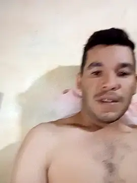 Snapshot of Antonii96 chatting on 11.12.25 Antonii96 online show from 11.12.25