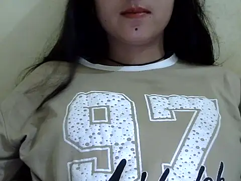 Anika Singh online show from 04.17.26