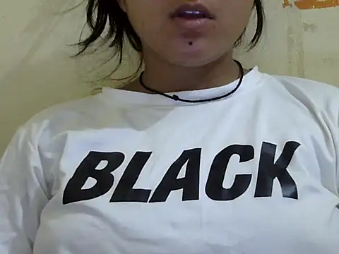 Snapshot of Anika_Singh chatting on 05.16.26 Anika Singh online show from 05.16.26