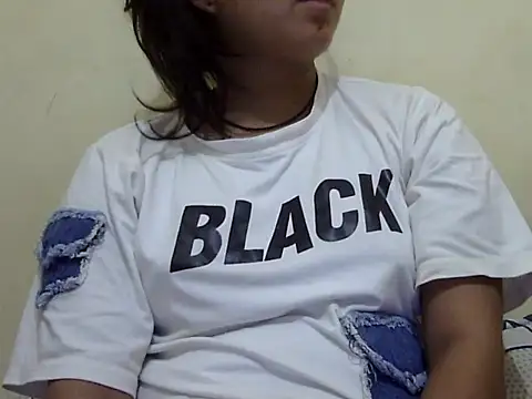Snapshot of Anika_Singh chatting on 06.09.26 Anika Singh online show from 06.09.26