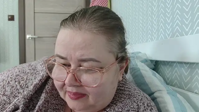 Natali-Gucci online show from 11.25.25