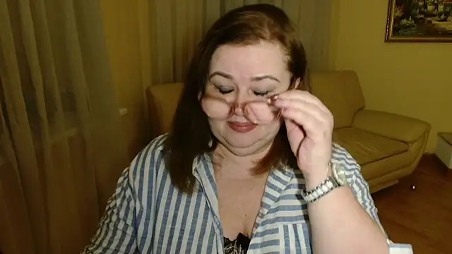 Natali-Gucci online show from 12.20.25