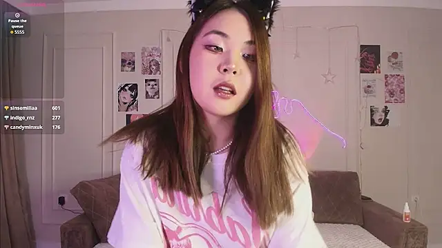 yummy yuna online show from 11.21.25