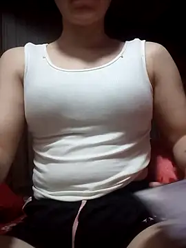 Snapshot of LynkLyy2k chatting on 11.18.25 LynkLyy2k online show from 11.18.25