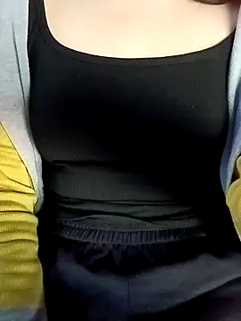 Snapshot of LynkLyy2k chatting on 11.30.25 LynkLyy2k online show from 11.30.25