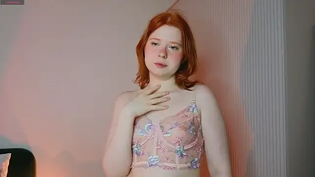 Snapshot of Erica_angel chatting on 06.25.26 Erica angel online show from 06.25.26