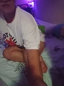 Snapshot of Charliizinpink chatting on 03.03.26 Charliizinpink online show from 03.03.26