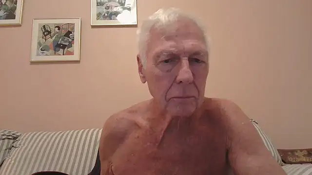 Snapshot of capttp chatting on 12.17.24 capttp online show from 12.17.24