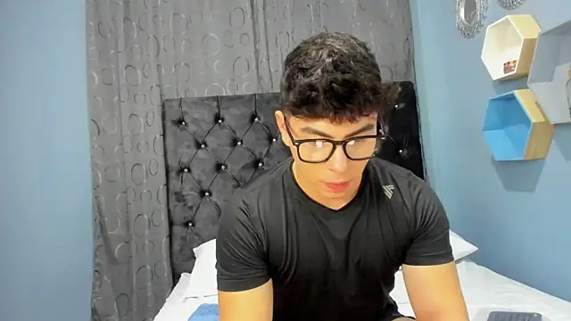 Dereck delaVega online show from 11.12.25